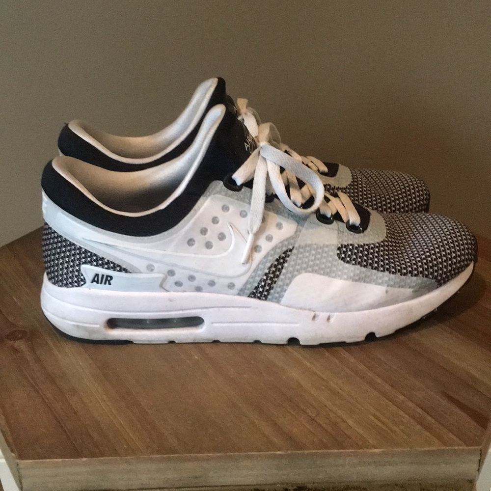 Men’s Nike Airmax Zero Size 11